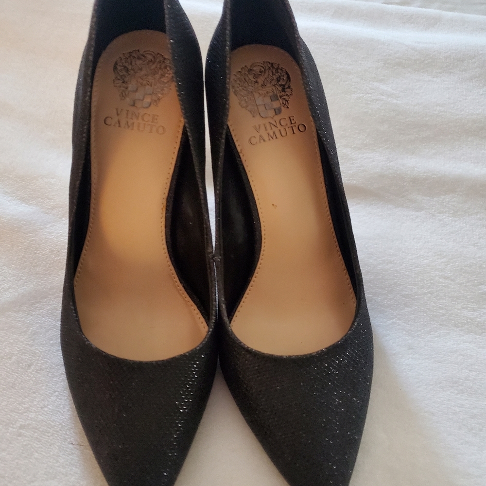Vince Camuto Cresida pointed toe heels